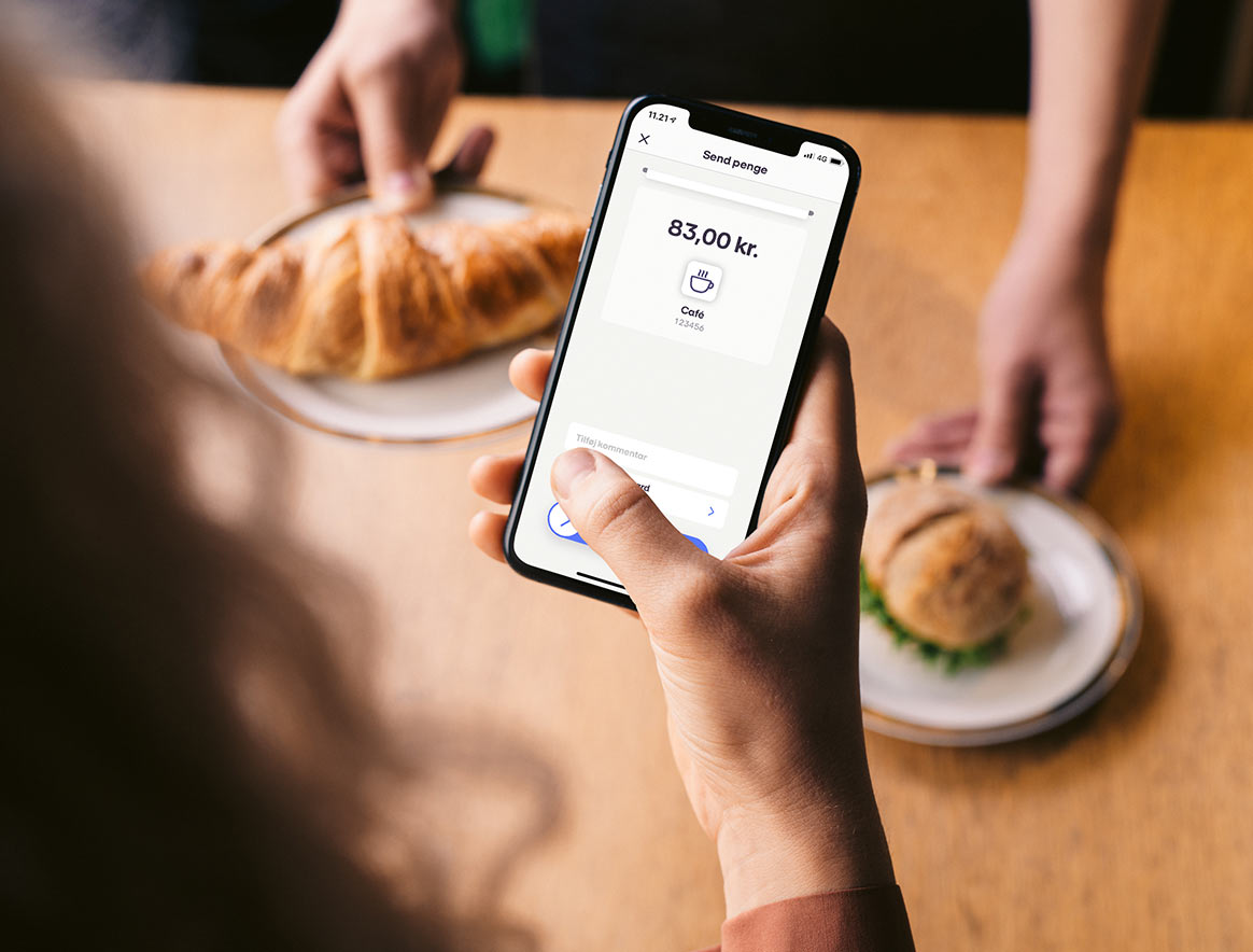 Betal med MobilePay i butikker og på caféer